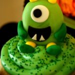 Monster Party + Monster Tutorial including lots of ideas and tutorials to have the perfect monster party!! { lilluna.com }
