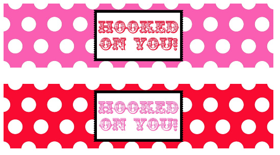 Hooked on You Pail. LOVE this Valentines gift idea on { lilluna.com }