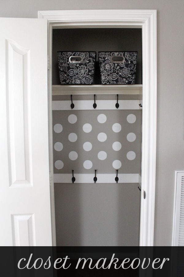 Organized and functional Closet Makeover tutorial on { lilluna.com }