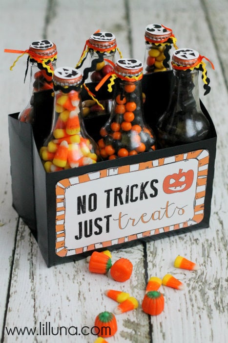 Halloween Pop Box Gift!! Fill with yummy treats and you have a great gift!!