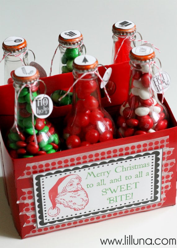 Christmas Pop Bottle Gift Set!! Such a fun way to give a variety of treats!! FREE prints on { lilluna.com }