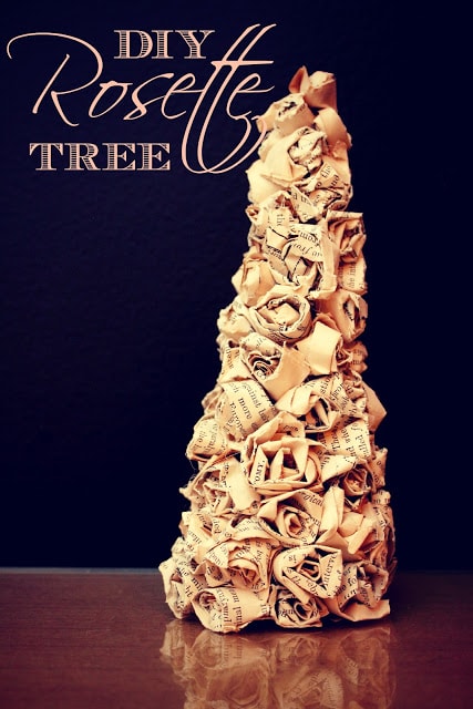 A beautiful collection of 30 Handmade Christmas Trees! Lots of great ideas to inspire you!