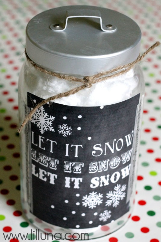 Let it Snow Jar & Print on { lilluna.com } This is such a cute gift, filled with cotton candy!