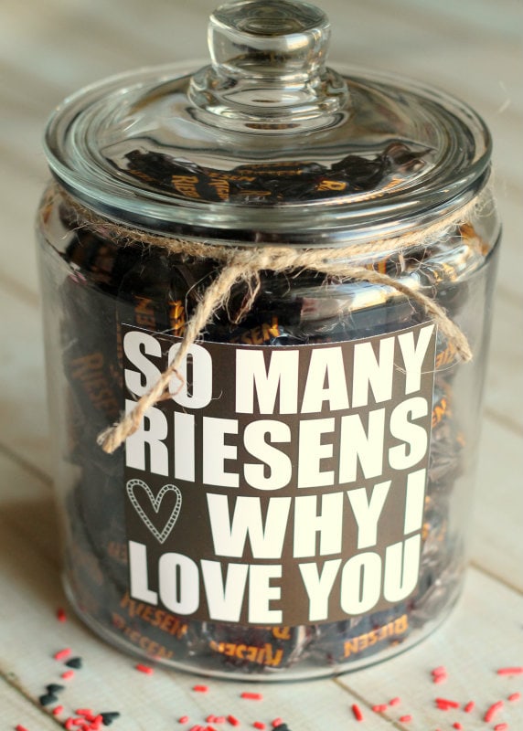 Valentine's Gift idea - so many RIESENS why I love you! Free print on { lilluna.com }