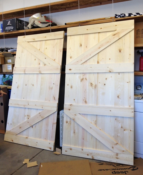 DIY Barn Door Headboard Tutorial on { lilluna.com } So cute and pretty easy!