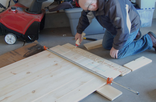 DIY Barn Door Headboard Tutorial on { lilluna.com } So cute and pretty easy!