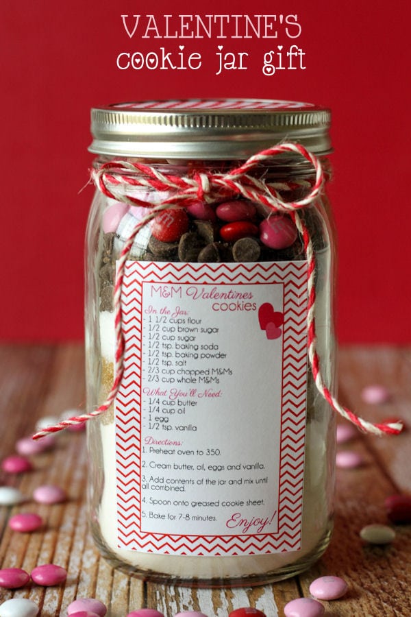 Valentine's Cookie Jar Gift - CUTE and simple. Free prints on { lilluna.com } A great idea for those who love to bake!