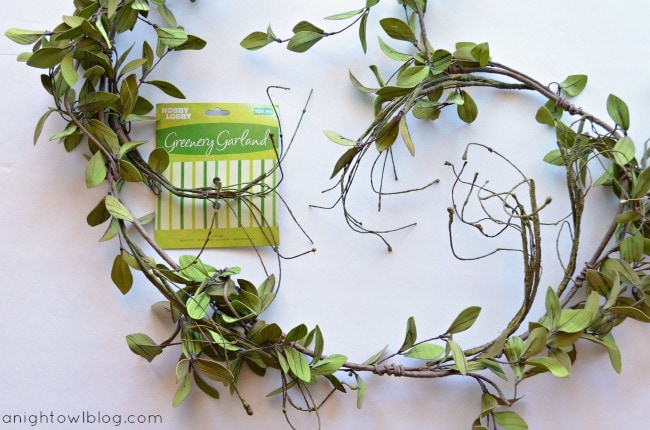 Framed Spring Wreath on { lilluna.com } Super easy and so cute!! You can keep this up year round!