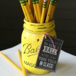 Vintage Ball Jar Teacher Gift with free print on { lilluna.com } Fill with pencils or flowers!!