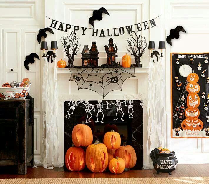 45 Halloween Decor Ideas - TONS of spooky and fun Halloween decorations to inspire you!! { lilluna.com }