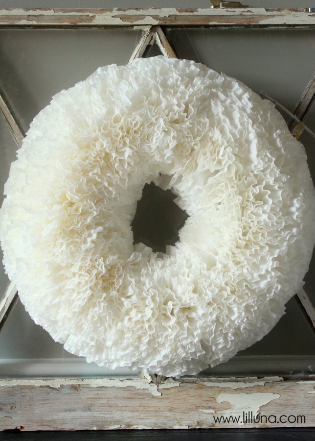 Easy but beautiful Coffee Filter Wreath Tutorial { lilluna.com } Takes time, but requires little supplies & turns out so cute!!