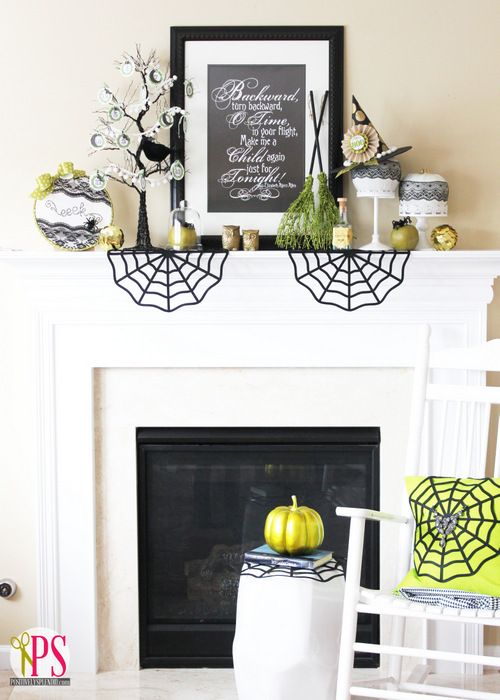 45 Halloween Decor Ideas - TONS of spooky and fun Halloween decorations to inspire you!! { lilluna.com }