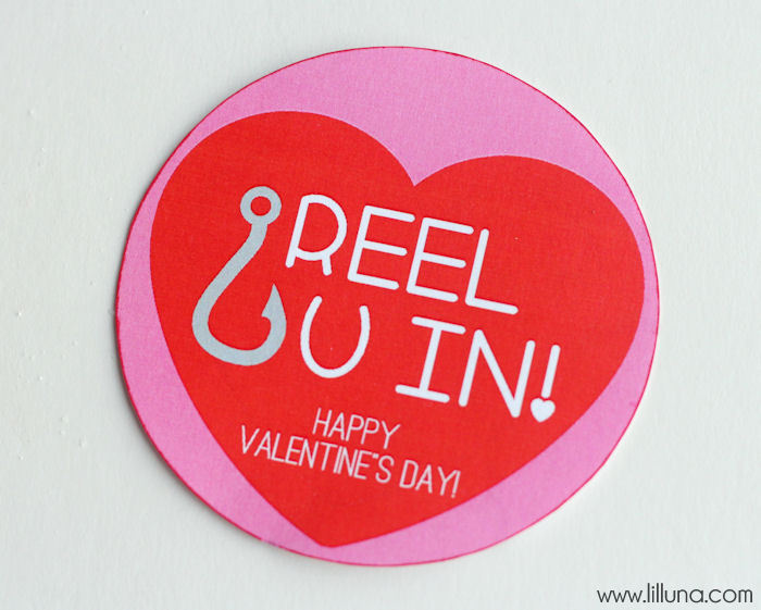 Adorable Reel U In Valentines Gift Idea with free print on { lilluna.com } So easy and takes just minutes to put together!
