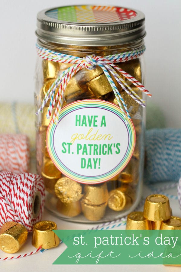 Cute and Easy St. Patrick's Day Gift idea with free print { lilluna.com } All you need is a jar, ribbon, label, washi tape, & rolos.