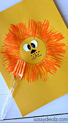 A collection of fun and quick crafts, perfect to keep the kids busy during the summer! Check it out on { lilluna.com } !!