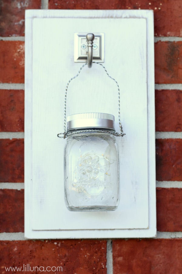 DIY Outdoor Solar Light Hangers tutorial on { lilluna.com } Great and simple project for the porch or backyard.