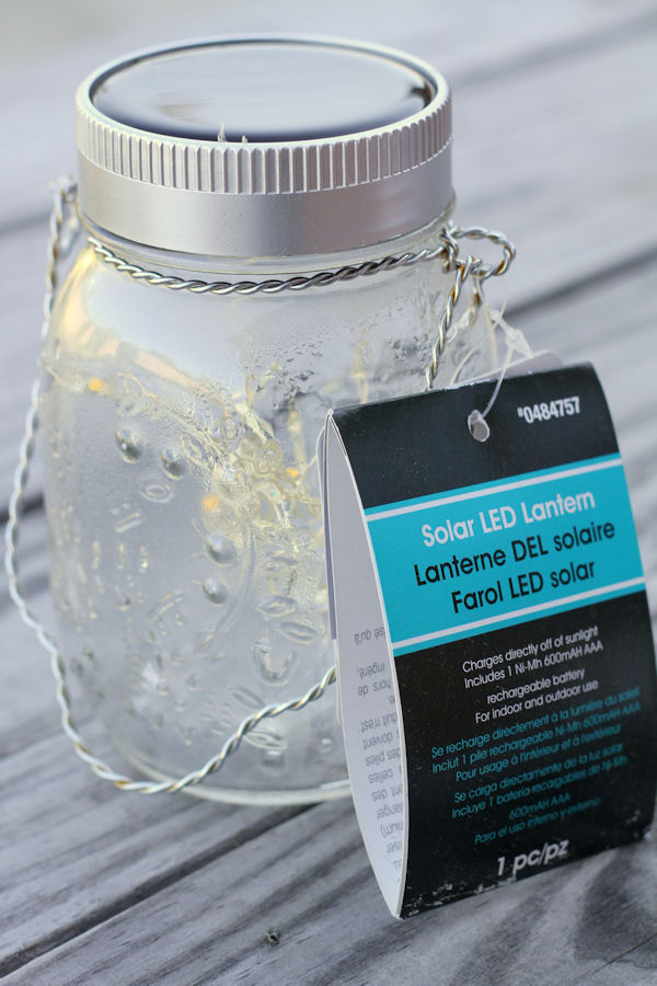 DIY Outdoor Solar Light Hangers tutorial on { lilluna.com } Great and simple project for the porch or backyard.