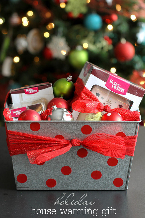 CUTE and SIMPLE Holiday "House Warming" Gift idea on { lilluna.com }