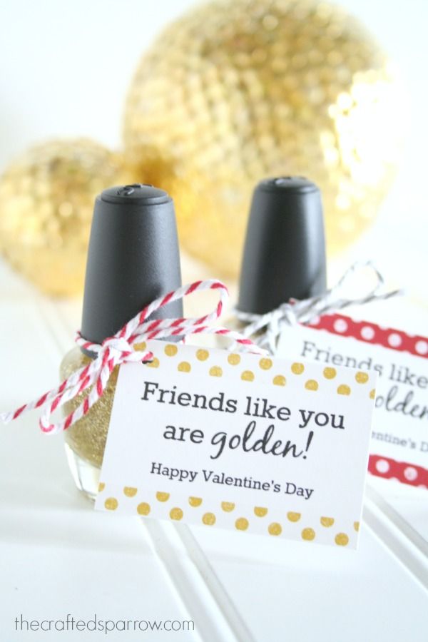 25+ Non-Treat Valentines - a roundup of non-treat valentine's printables on { lilluna.com }