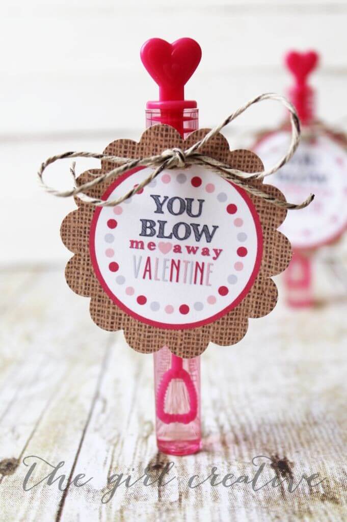 25+ Non-Treat Valentines - a roundup of non-treat valentine's printables on { lilluna.com }