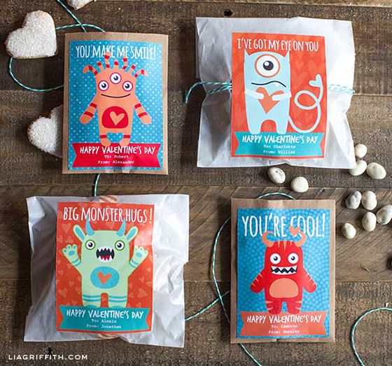 25+ Non-Treat Valentines - a roundup of non-treat valentine's printables on { lilluna.com }