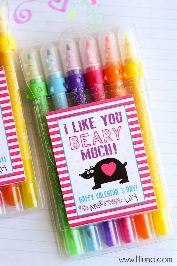 25+ Non-Treat Valentines - a roundup of non-treat valentine's printables on { lilluna.com }