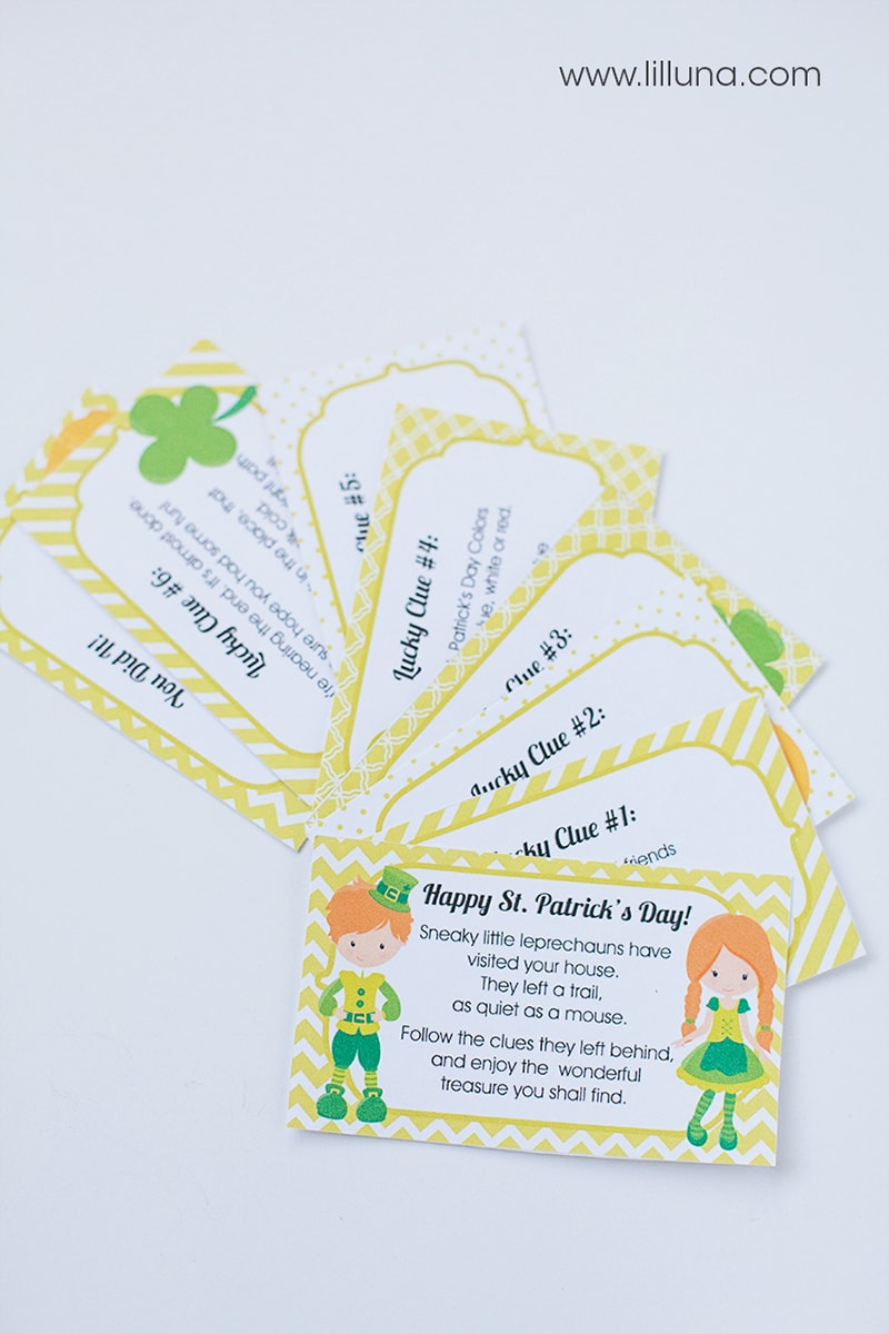 St. Patrick's Day Treasure Hunt with free prints - the kids will LOVE this! { lilluna.com }