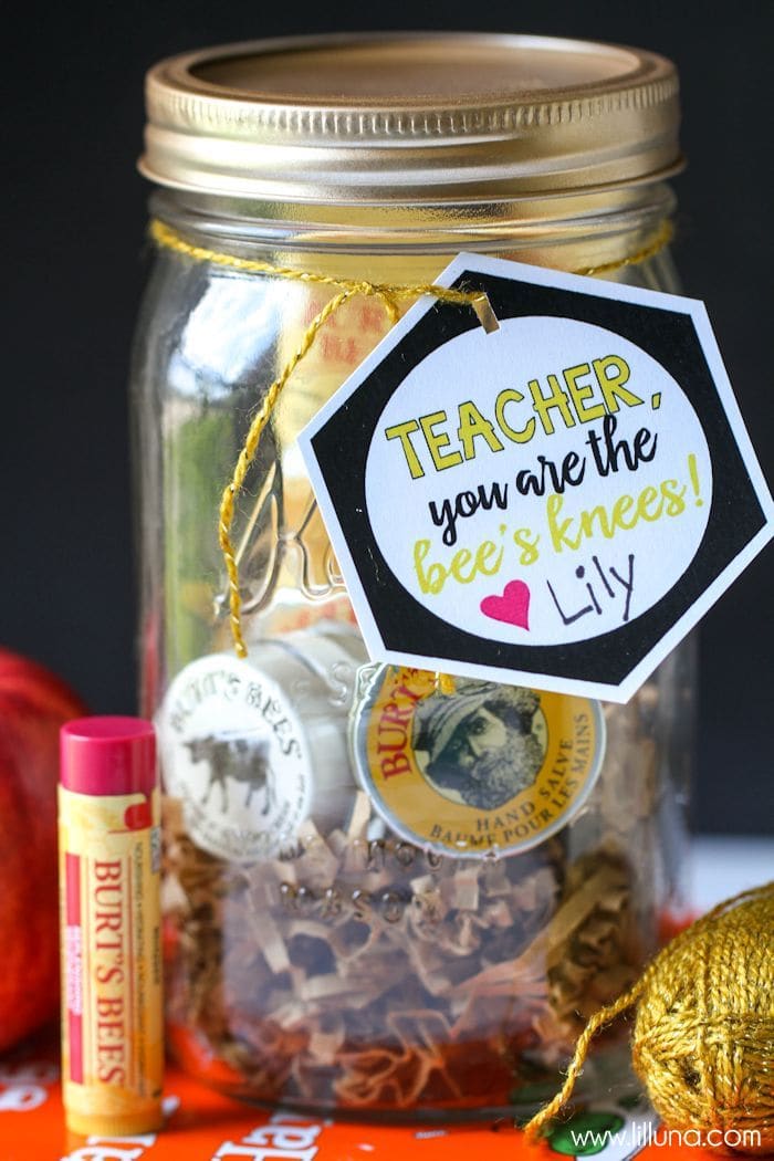 Bee's Knees Teacher Gift - so cute and filled with Burt's Bees products. Free tags for mom and friend too! { lilluna.com }
