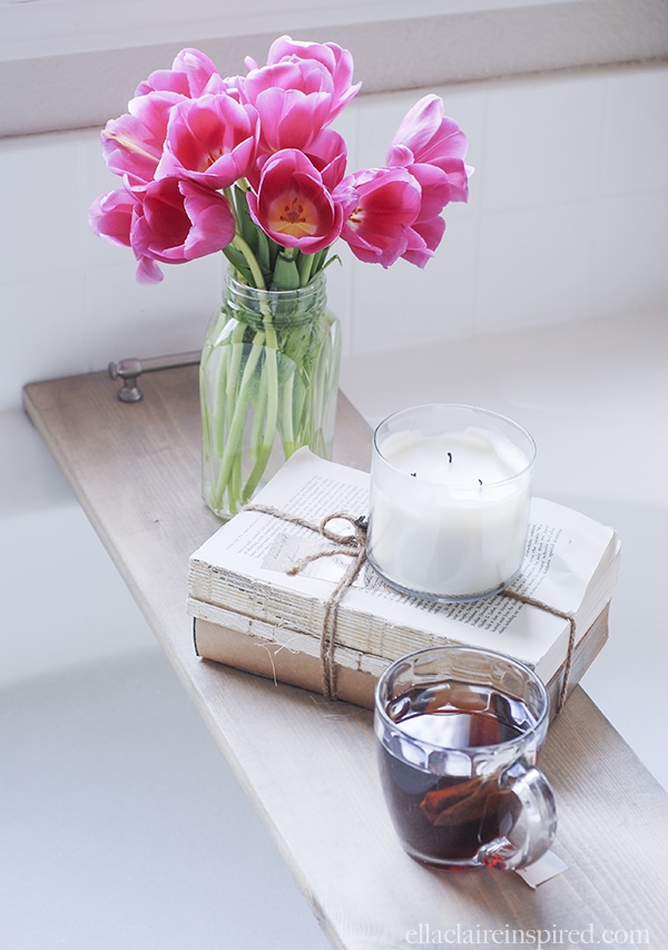 This easy DIY bathtub tray is perfect for drink or your favorite book while you soak! Tutorial on { lilluna.com } All you need is some pine board, stain, cabinet pulls, and sandpaper.