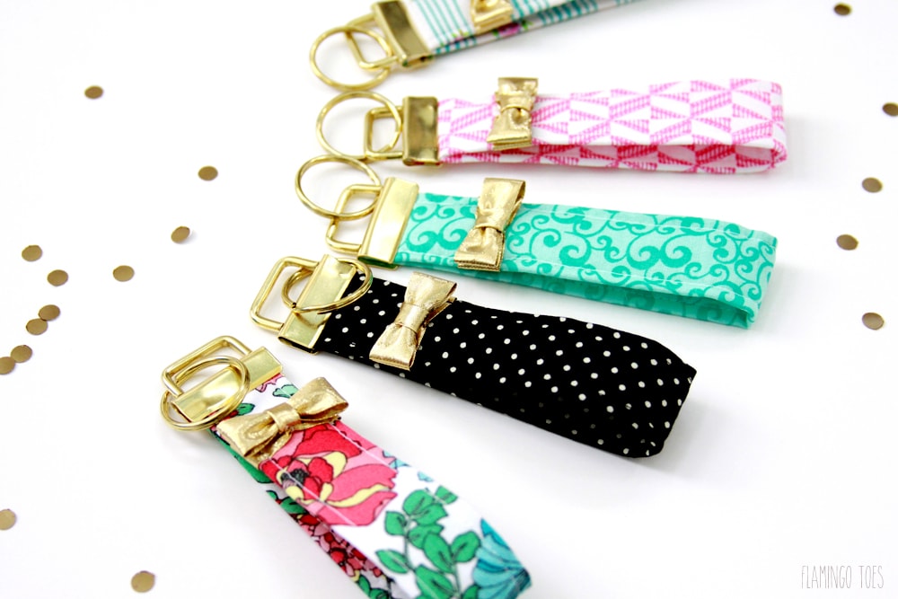 Kate Spade inspired Key Fobs - learn how to make them with this easy tutorial on { lilluna.com }