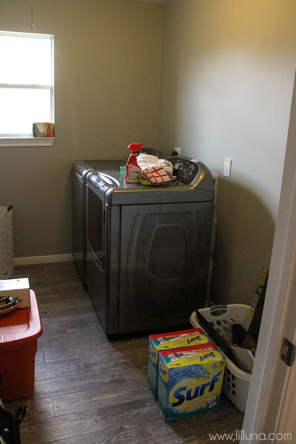 laundry-room-makeover-before