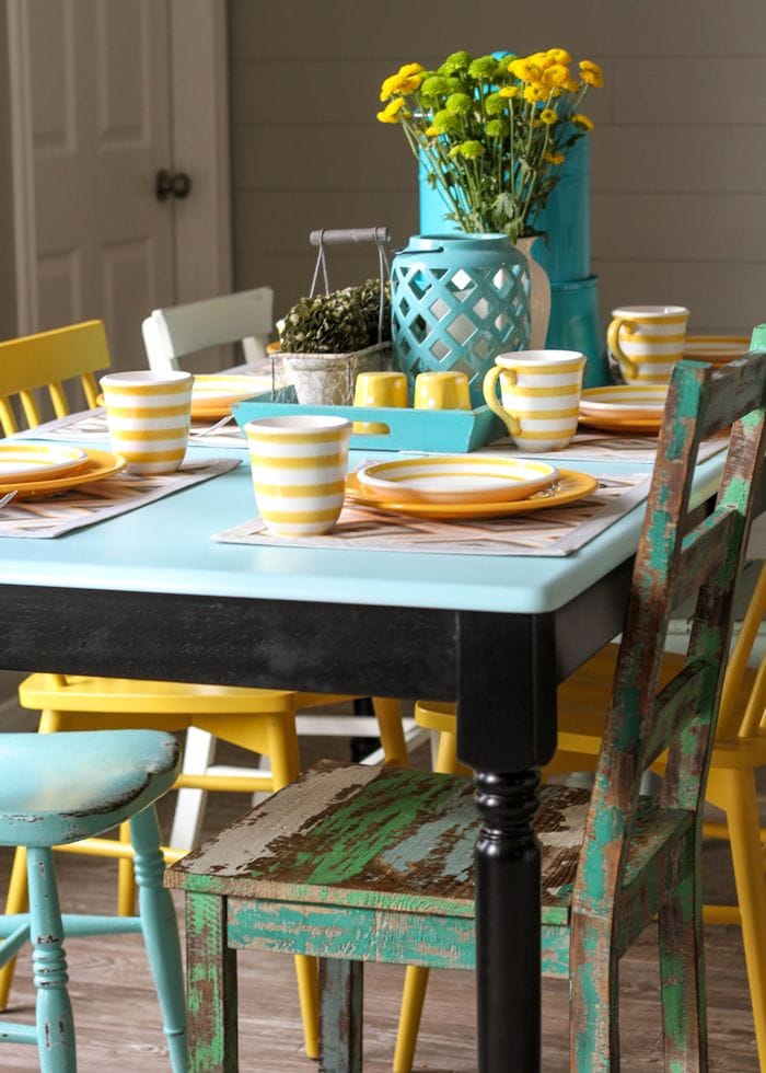 Beautiful Table Makeover tutorial on { lilluna.com }