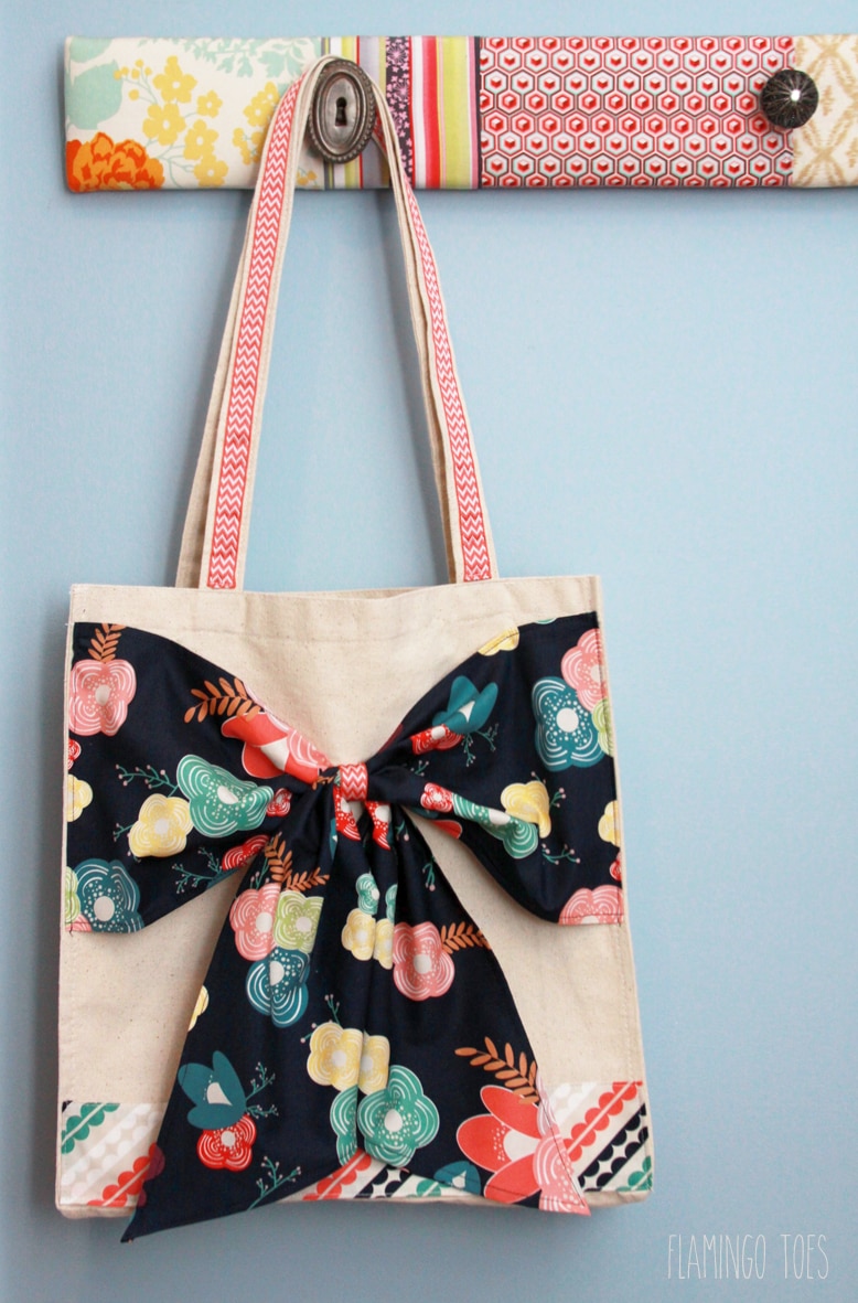 DIY SIDE PANEL TOTE BAG, TOTE BAG SEWING TUTORIAL