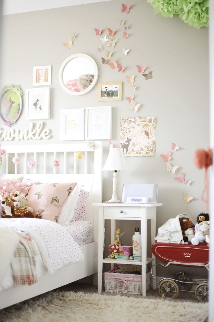 A roundup of gorgeous little girl rooms sure to give you some inspiration! Check it out on { lilluna.com }