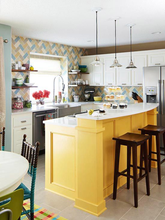 A roundup of beautiful kitchens to inspire your own kitchen design! Check it out on { lilluna.com }