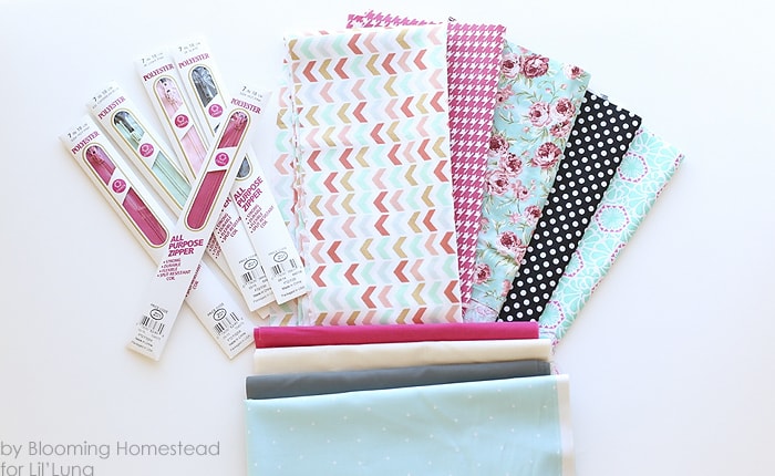 Easy sew zipper pouches - Perfect beginner project! Full tutorial on { lilluna.com }