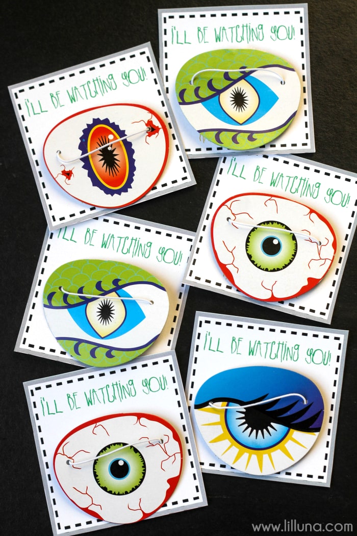 Halloween Penny Gifts - I'll be watching you!!! Perfect for parties or friends. Get the free tags on { lilluna.com }