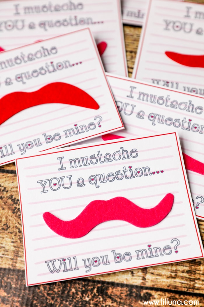 MUSTACHE & LIP PUTTY Valentines - free tags to go with these non-candy Valentines ideas that are cute, quick and cheap!