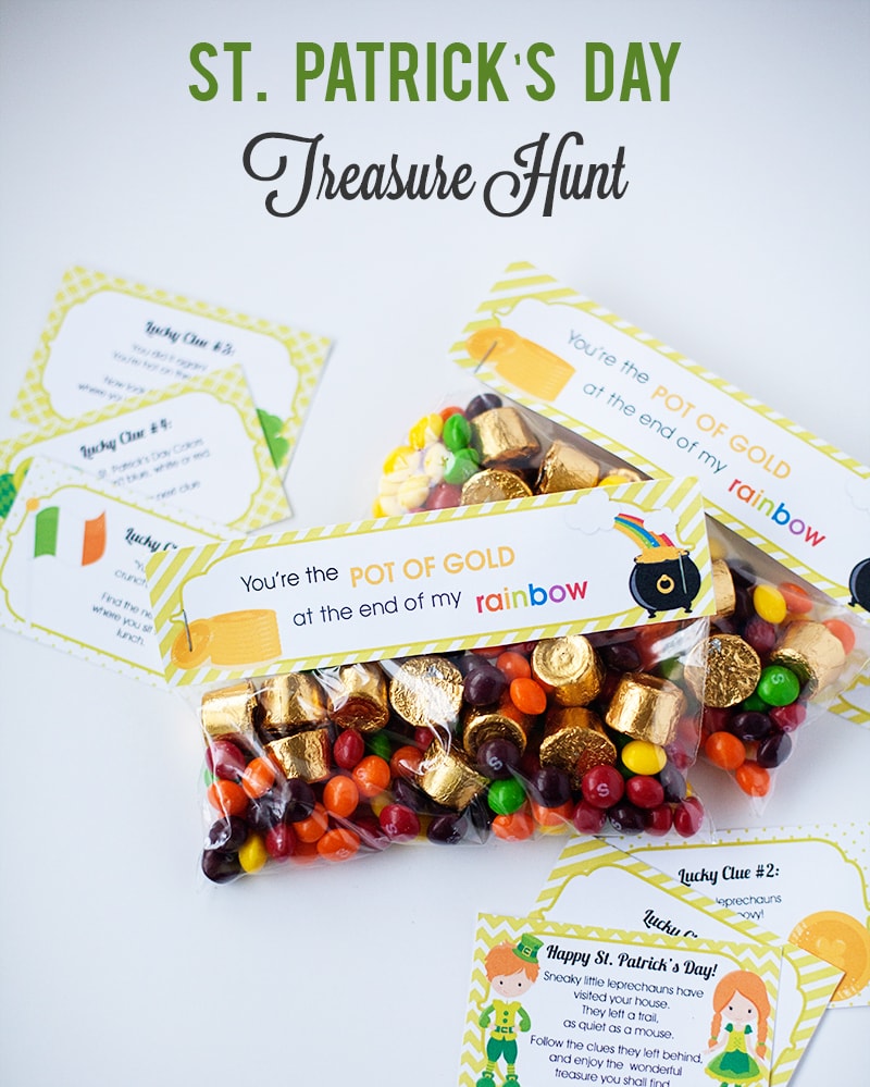 St. Patrick's Day Treasure Hunt with free prints - the kids will LOVE this! { lilluna.com }