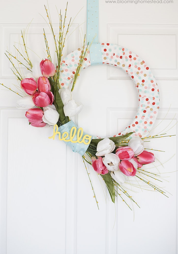 BEAUTIFUL (and simple) Hello Spring Wreath tutorial - this is the perfect craft to make and display on your front door or in your home.