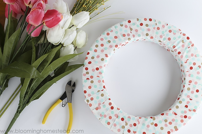 Supplies for a Spring Wreath DIY Project - How to Make Wreaths - Wreath  Making for Craftpreneurs