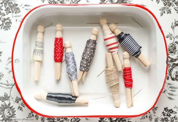 An awesome roundup of 20+ ideas to inspire your craft room organization!! A must-see on { lilluna.com }