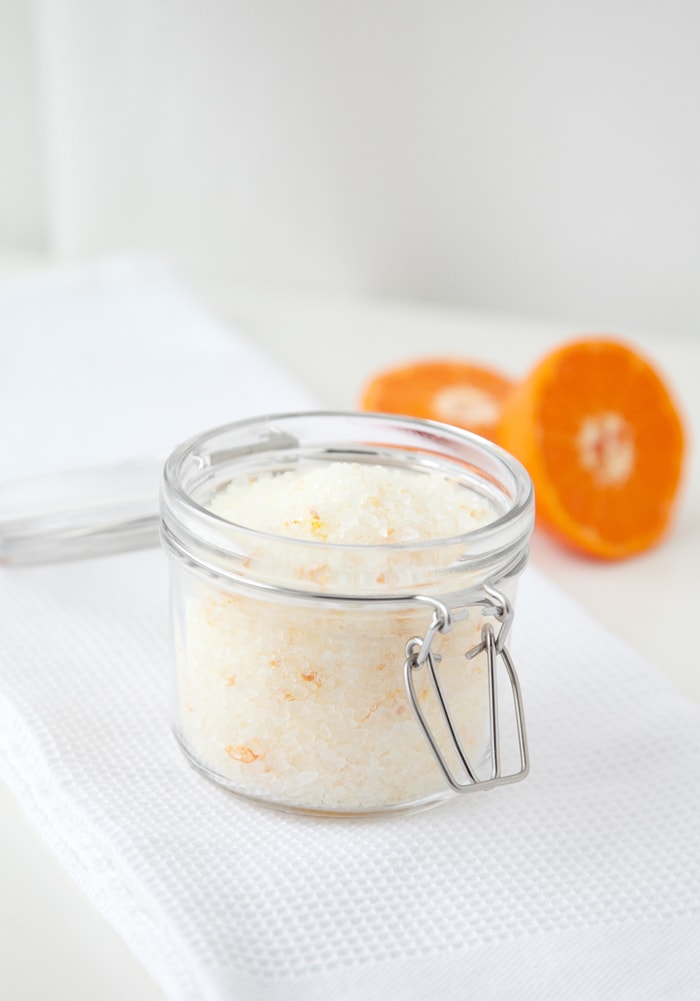 How to make Bath Salts - so easy and perfect for gifts!