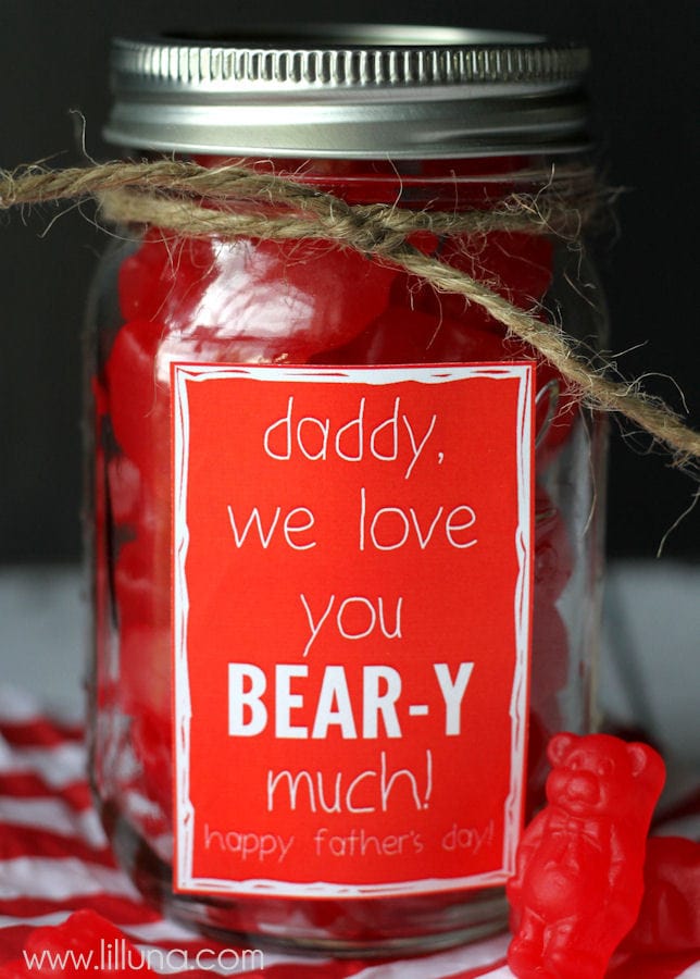 Super CUTE and SIMPLE Father's Day gift that says how BEAR-y much you love him! { lilluna.com } 