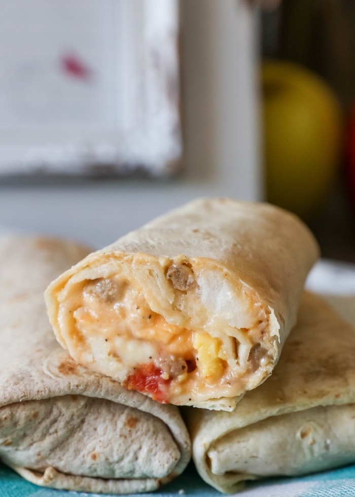 DELICIOUS El Monterey Breakfast Burritos - a family favorite!