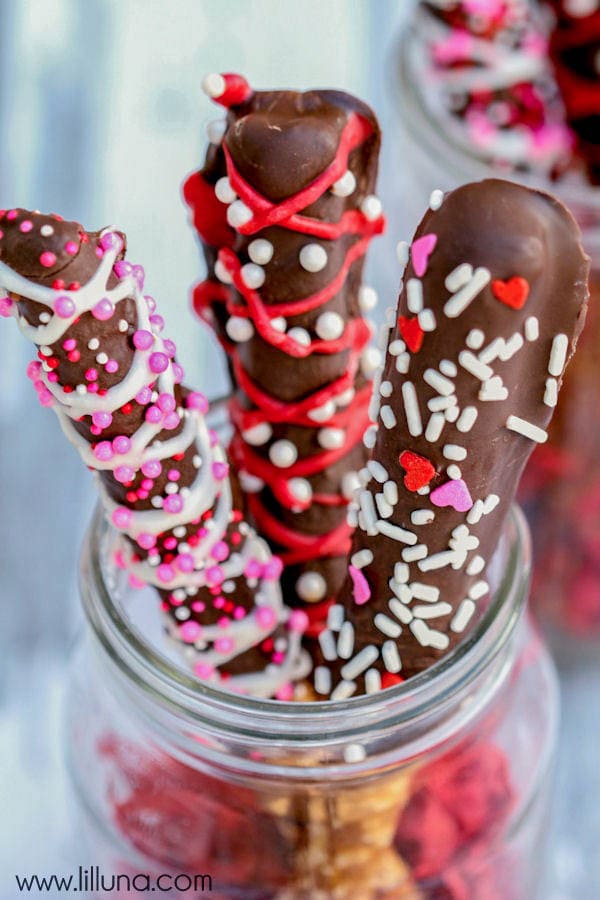 valentines-chocolate-covered-pretzels-3-2