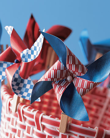 4th of July Decor Ideas - tons of AMAZING decorations for that time of year! { lilluna.com }