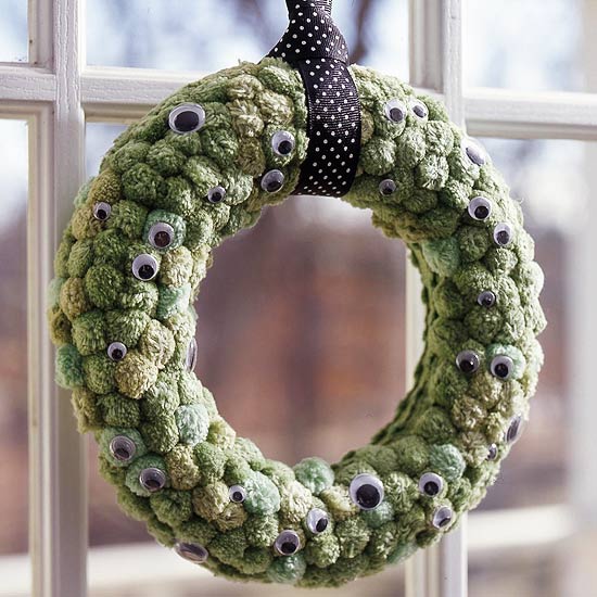 A great collection of 50+ DIY Halloween Wreaths - so many great ideas! 